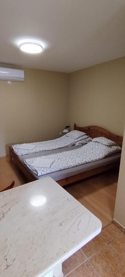 Rozsakert Apartmanhaz Hajduszoboszlo Exterior photo