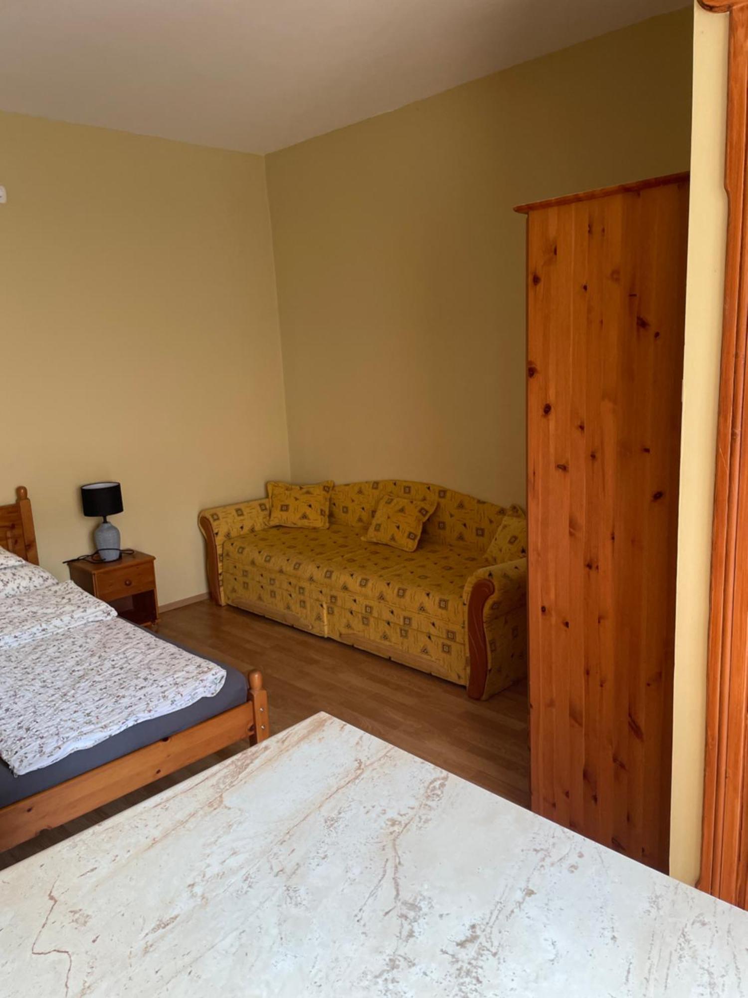 Rozsakert Apartmanhaz Hajduszoboszlo Exterior photo