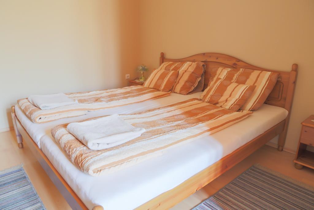 Rozsakert Apartmanhaz Hajduszoboszlo Exterior photo
